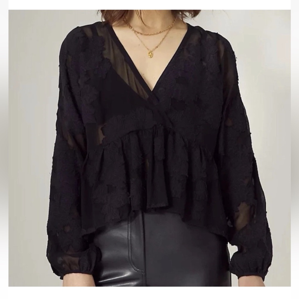Wilfred Aritzia Revolve Augustine Floral Embroidered Peplum Blouse Top Size XS